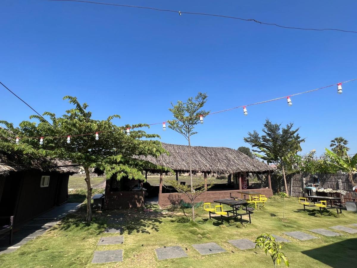 Hotel Hippie Land Hampi Exterior foto
