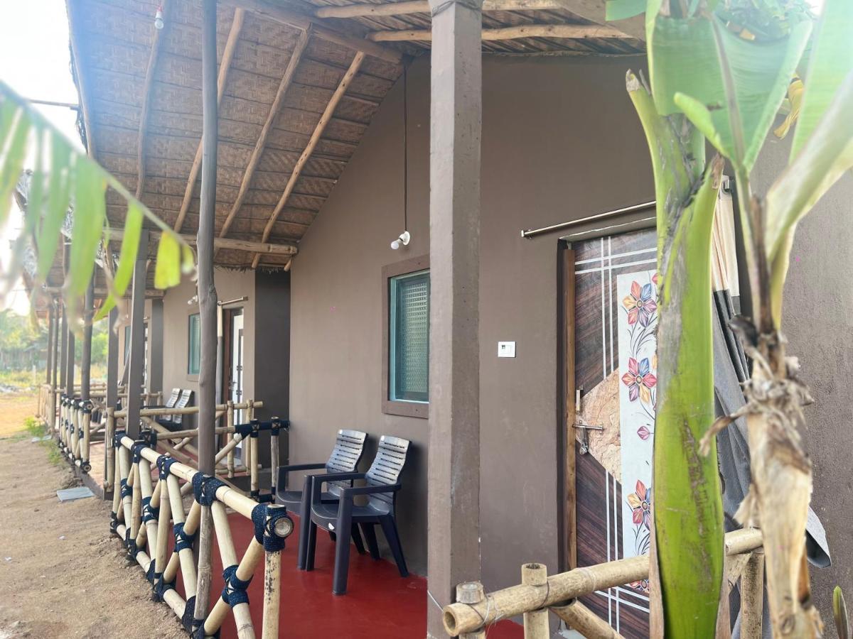Hotel Hippie Land Hampi Exterior foto