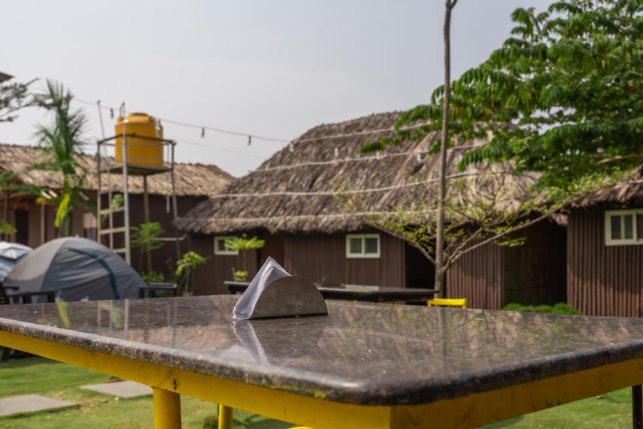 Hotel Hippie Land Hampi Exterior foto