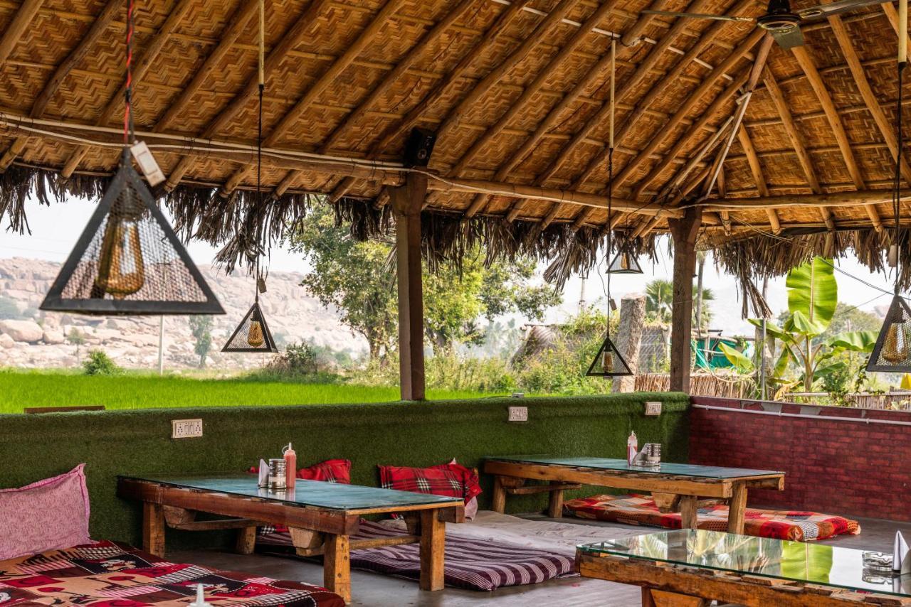 Hotel Hippie Land Hampi Exterior foto