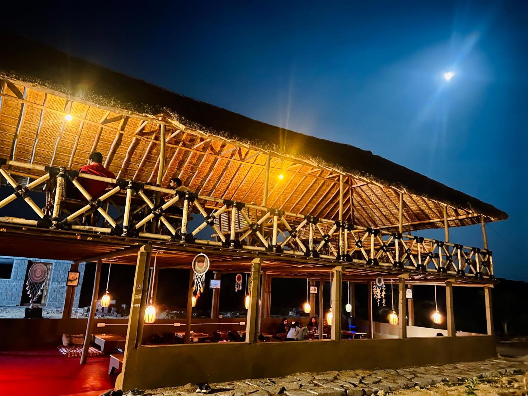 Hotel Hippie Land Hampi Exterior foto